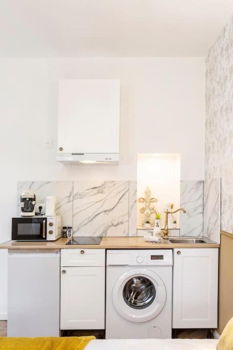 Apartment Imperial House Confort - 5 Min Gare - Parking